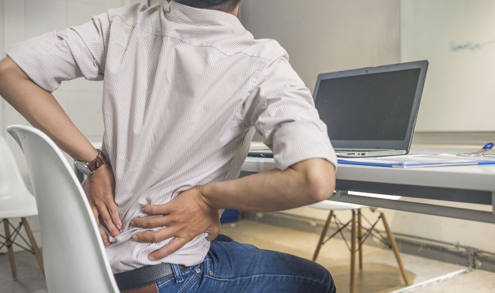 bolesť dolnej časti chrbta pri sedení