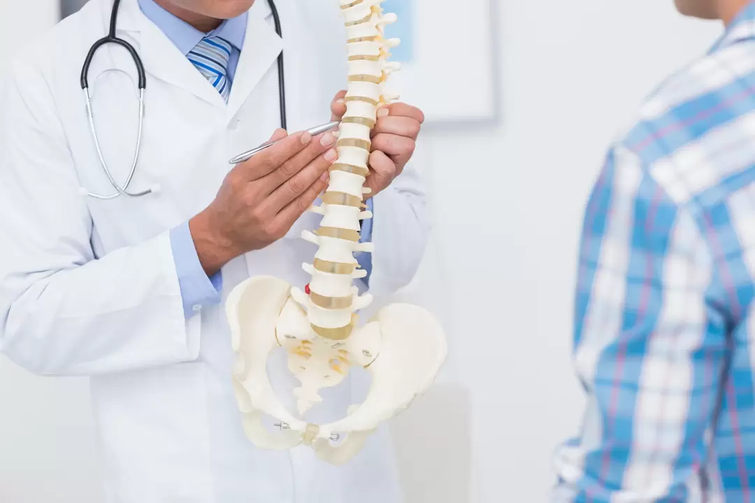 rady lekára pri bolestiach chrbta